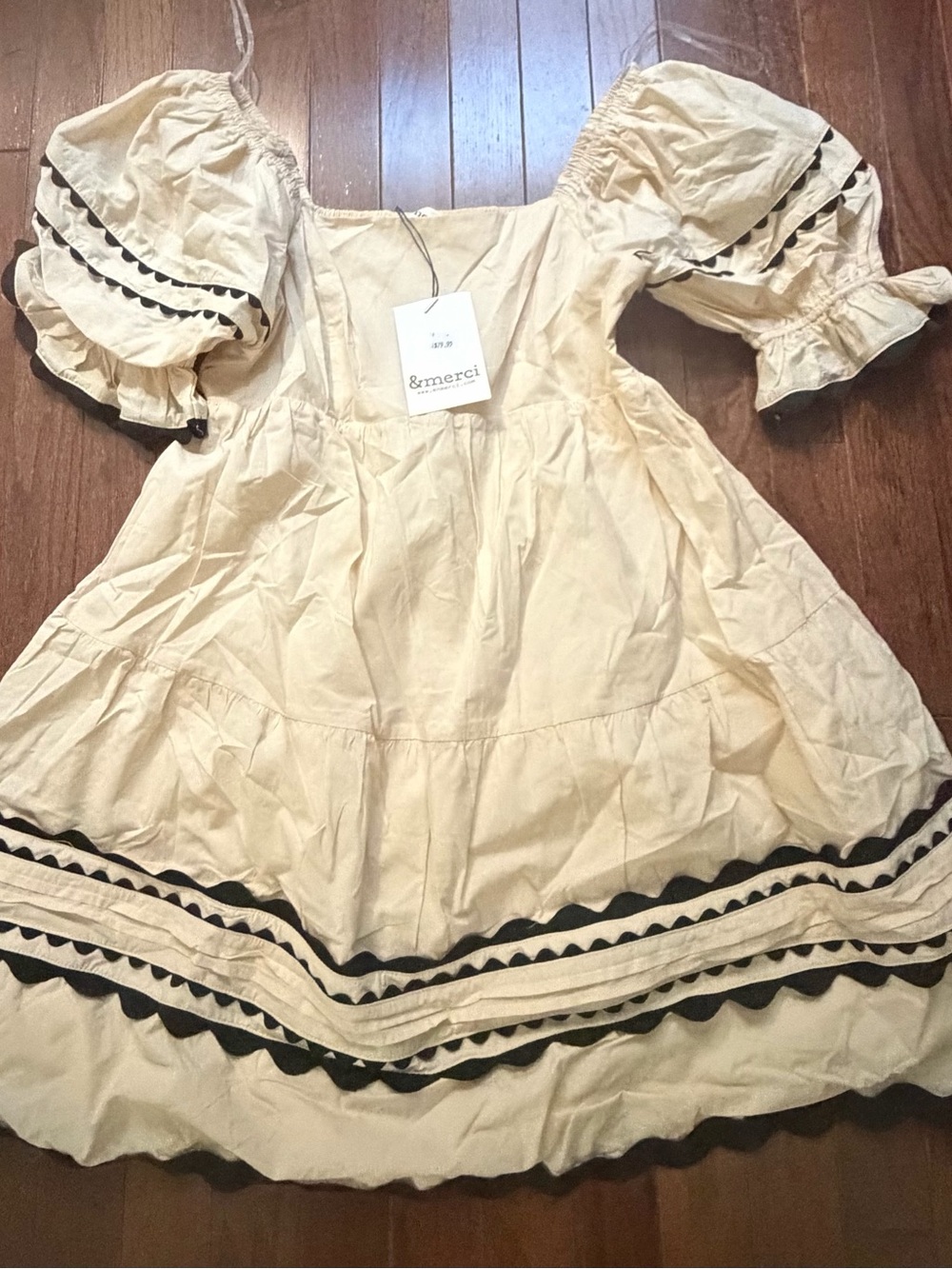 &merci Cream Puff-Sleeve Cotton Dress with Black Trim
